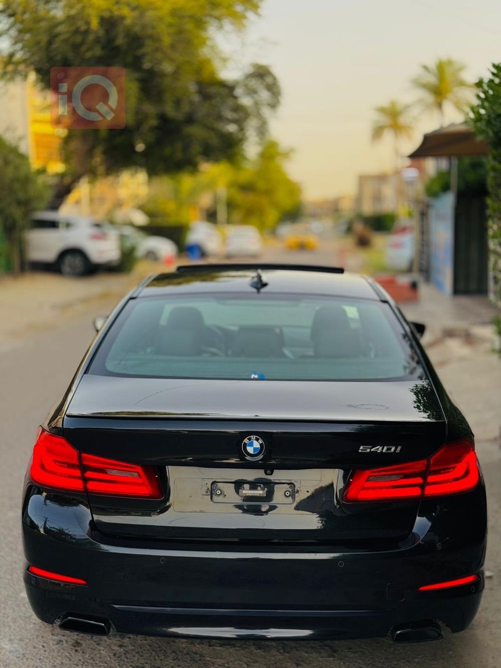 BMW 5-Series